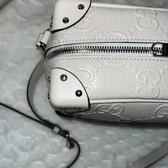 Gucci 626363 Leather Handbag-Authentic-EUC - Picture 6 of 13